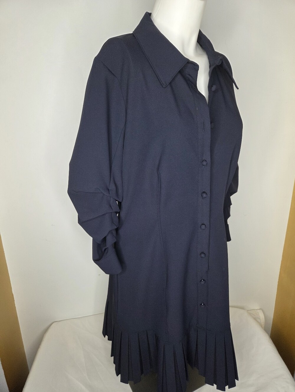 cinq a sept Size 10 "Lucilla Dress"Navy Button-Front  Dress with Pleated Hem - Picture 2 of 10